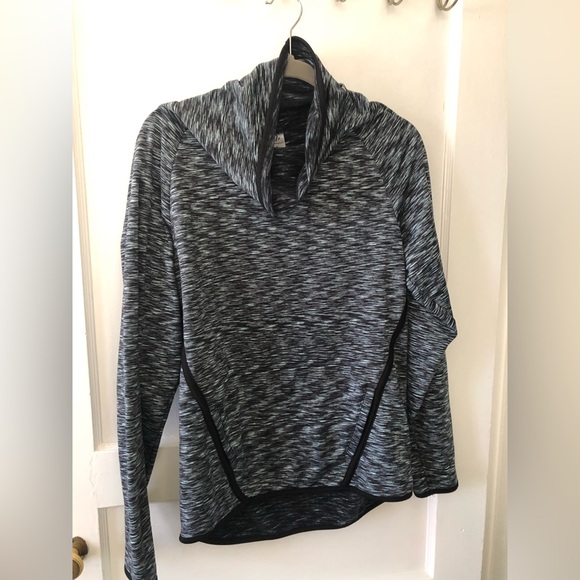 Workout sweatshirt - Picture 1 of 3